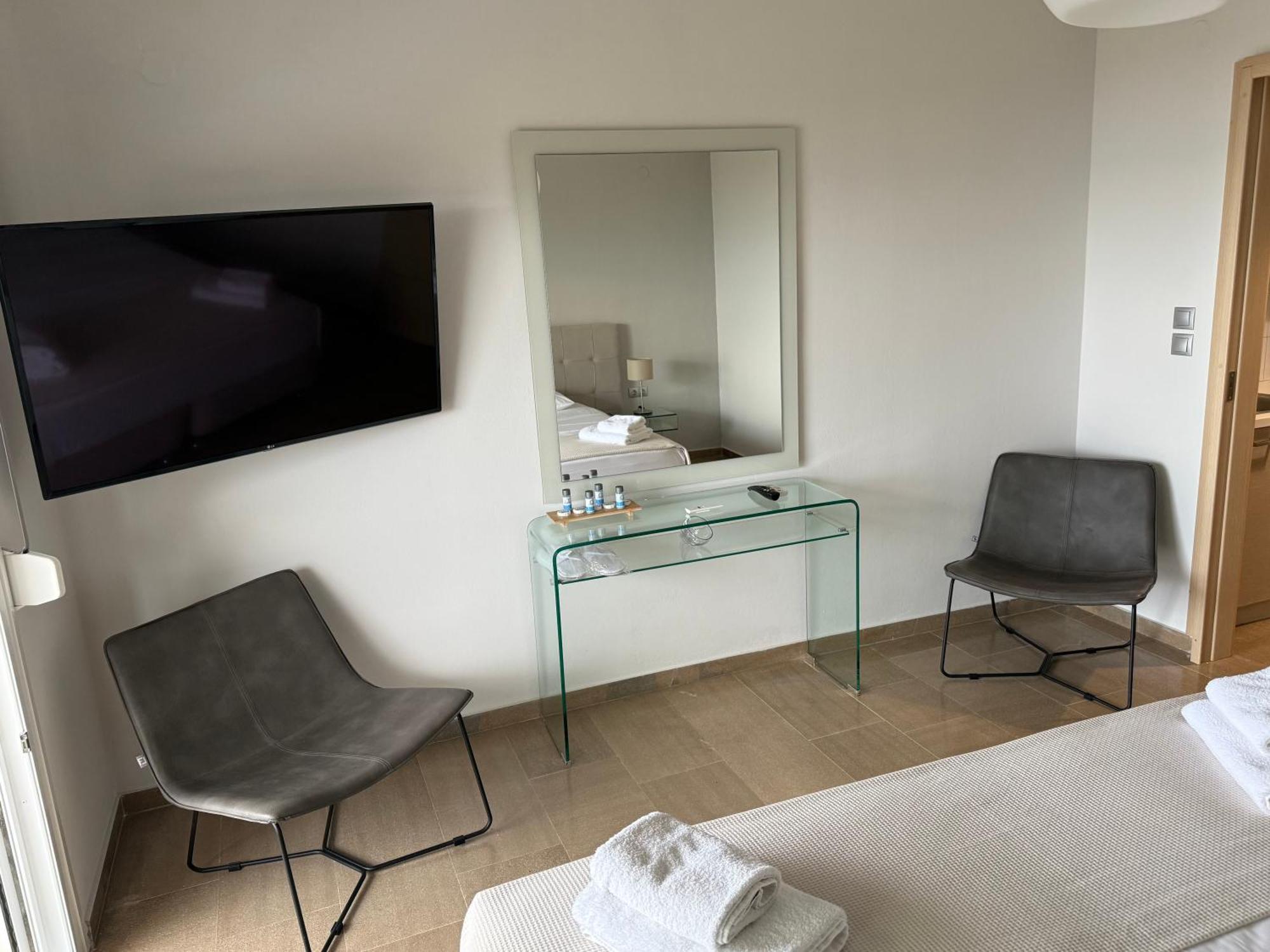 Korelis Apartments アギアアンナ エクステリア 写真